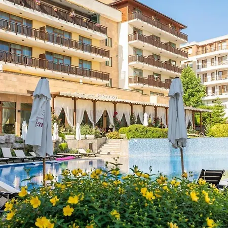 къща на брега на морето влас, Garden Of Eden Apartment *