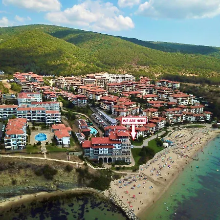 къща на брега на морето влас, Garden Of Eden Apartment *